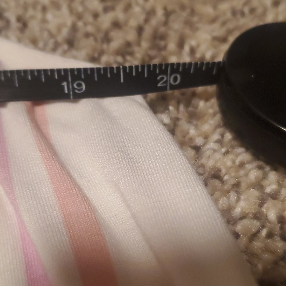 Torrid keyhole tank - Picture 4 of 4